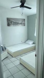 Postel nebo postele na pokoji v ubytování Puente Internacional Hidalgo Pharr + 8 fotografií