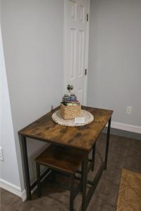 Imagen de la galería de Cozy with Private Entry Near Fort Myers & Airport, en Lehigh Acres