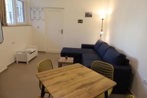 Χώρος καθιστικού στο Azur Stay Burgas - self check-in and 2 bikes +70 φωτογραφίες