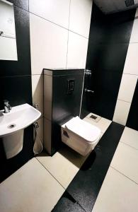 Koupelna v ubytování Woodshade resort + 32 fotografií