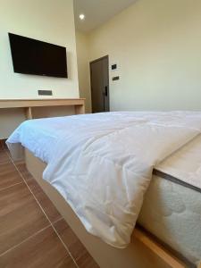 Μια τηλεόραση ή/και κέντρο ψυχαγωγίας στο PANDA Hotel