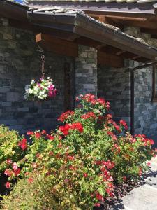 Vonkajšia záhrada v ubytovaní Appartamento Fleur Des Neiges
