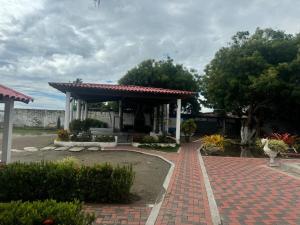 Fotografie z fotogalerie ubytování Casa en urbanización privada a 2 minutos caminando de la playa, Vía a Data v destinaci Playas + 17 fotografií