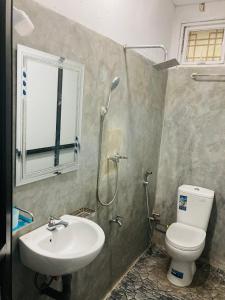 Bilik mandi di D Mount Villa