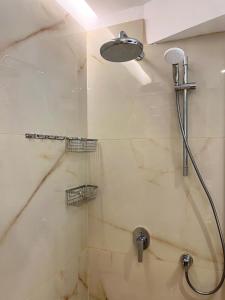 Koupelna v ubytování Sweet Luxury 2BR Nicosia City