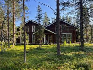 Το κτήριο όπου στεγάζεται  το διαμέρισμα