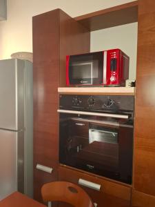 Η κουζίνα ή μικρή κουζίνα στο ada negri house