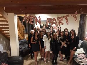 Hosté ubytování Large House with Private Hot Tub