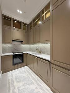 Η κουζίνα ή μικρή κουζίνα στο Нест ван