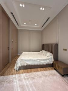 Ένα ή περισσότερα κρεβάτια σε δωμάτιο στο Нест ван