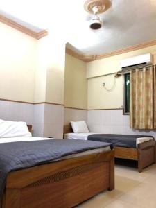 Gallery image of AL-AMARAT HOTEL Saddar in Karachi