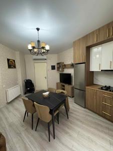 Kuchyň nebo kuchyňský kout v ubytování Georgia,Saburtalo berbukis 10street