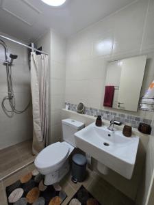 Ένα μπάνιο στο Baan Peang Ploen - condo