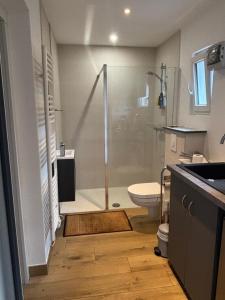 Ένα μπάνιο στο Chalet