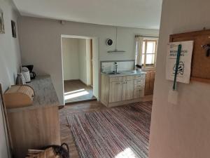 Η κουζίνα ή μικρή κουζίνα στο Bauernhaus Brandberg +5 φωτογραφίες