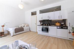 シュヴェヒャートにあるModernes Airport-Apartment Bellavistaのギャラリーの写真