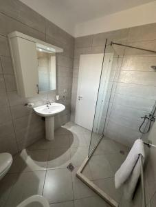 Vannituba majutusasutuses Tirana Verve Stay +25 fotot