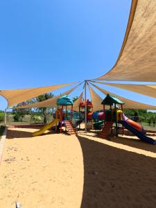 Herní místnost nebo prostor pro děti v ubytování Desert Daisy