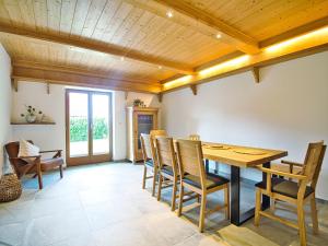 Φωτογραφία από το άλμπουμ του FeWo Weinbuch σε Bischofswiesen