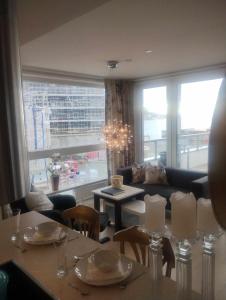 Et opholdsområde på Downtown apartment all to yourself