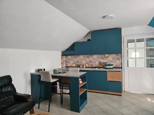 Η κουζίνα ή μικρή κουζίνα στο Urban Nest Negotin