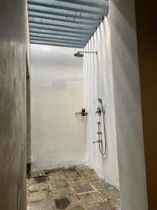 Ένα μπάνιο στο Kohomba House Colombo