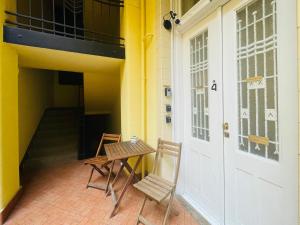 Φωτογραφία από το άλμπουμ του Cozy Central Studio AC- Purple Room στη Βουδαπέστη