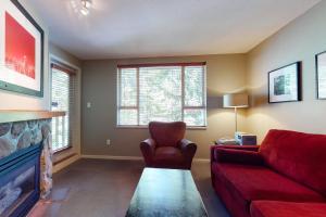 TV/trung tâm giải trí tại Town Plaza, Unit 302