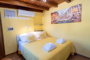 Postel nebo postele na pokoji v ubytování Little house Airport