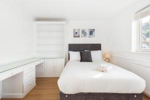 Ảnh trong thư viện ảnh của Garden Parking WiFi Near Sky Elstree Studios ở Elstree