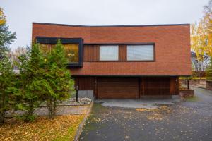 Το κτήριο όπου στεγάζεται  η βίλα