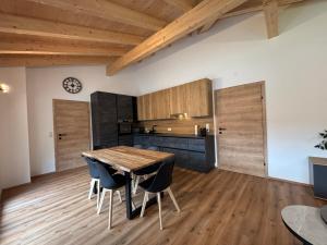 Η κουζίνα ή μικρή κουζίνα στο Schustererhof +24 φωτογραφίες