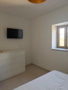 Et tv og/eller underholdning på Quinta de Louriz