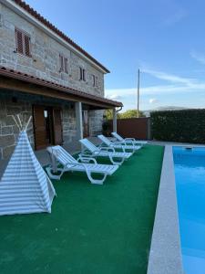 Swimmingpoolen hos eller tæt på Quinta de Louriz + 11 billeder