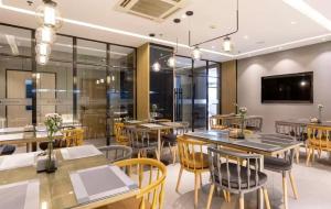 Εστιατόριο ή άλλο μέρος για φαγητό στο Jin Yi Chain Hotel Gulou General's Mansion Subway Station Branch