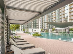 Πισίνα στο ή κοντά στο FIRST CLASS 3BR Stylish Luxury Escape