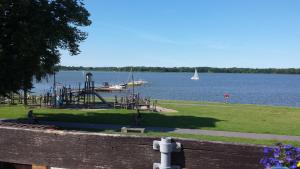 Phong cảnh thiên nhiên gần chỗ nghỉ nhà dân