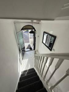 TV a/nebo společenská místnost v ubytování Large Coventry Stay, Family & Contractor Friendly!