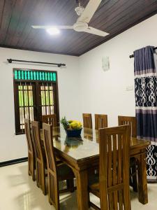 Φωτογραφία από το άλμπουμ του Coco hill Villa σε Mirissa