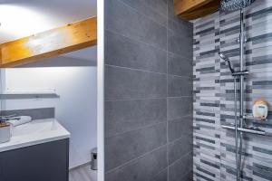 Ένα μπάνιο στο charmante maison au calme,coeur de Bandol à pied +11 φωτογραφίες