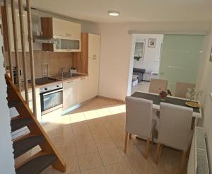 Kuchyň nebo kuchyňský kout v ubytování Holiday house Zala + 5 fotografií