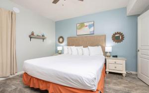 Ένα ή περισσότερα κρεβάτια σε δωμάτιο στο Phoenix X 1202 condo +37 φωτογραφίες