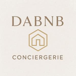 un logo per una società di mutui con un esagono di Studio 12 charmant Av Garibaldi - DABNB a Limoges