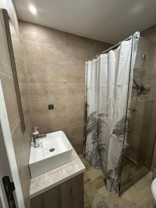 Ένα μπάνιο στο Milmari Bonita Nlux87