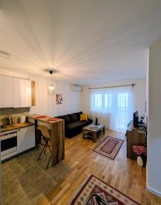 Kuchyň nebo kuchyňský kout v ubytování Mimi -Green Hill