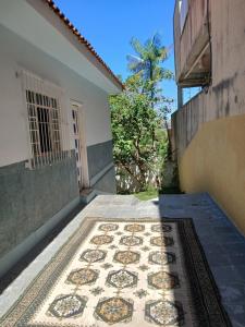 Bangunan di mana terletaknya rumah tamu ini +2 gambar