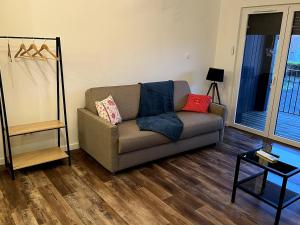 Posezení v ubytování Studio lumineux avec terrasse