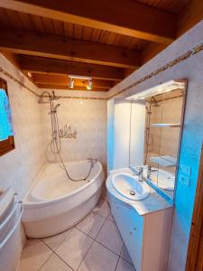 Ένα μπάνιο στο Chalet Anould