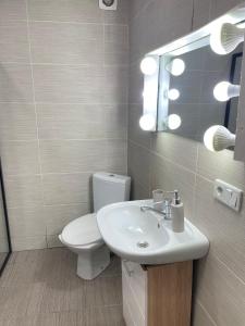 Phòng tắm tại Markuciai Studio +3 ảnh