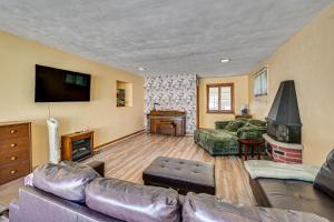 Fotografie z fotogalerie ubytování 2 Mi to Dtwn Newark Pet-Friendly Home! v destinaci Newark